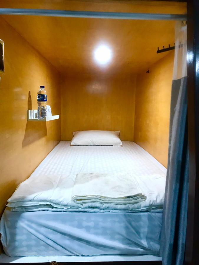Bu Sepuh GuestHouse Sangkanurip Extérieur photo